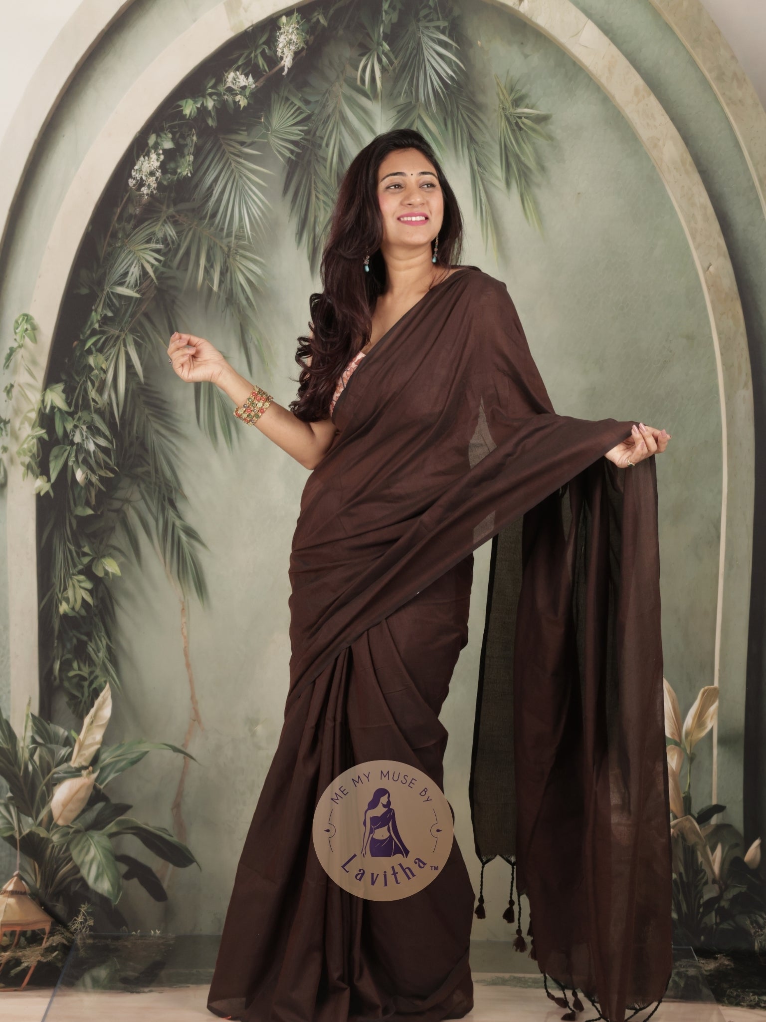 Saaqi Mocha Sheen Cotton Saree