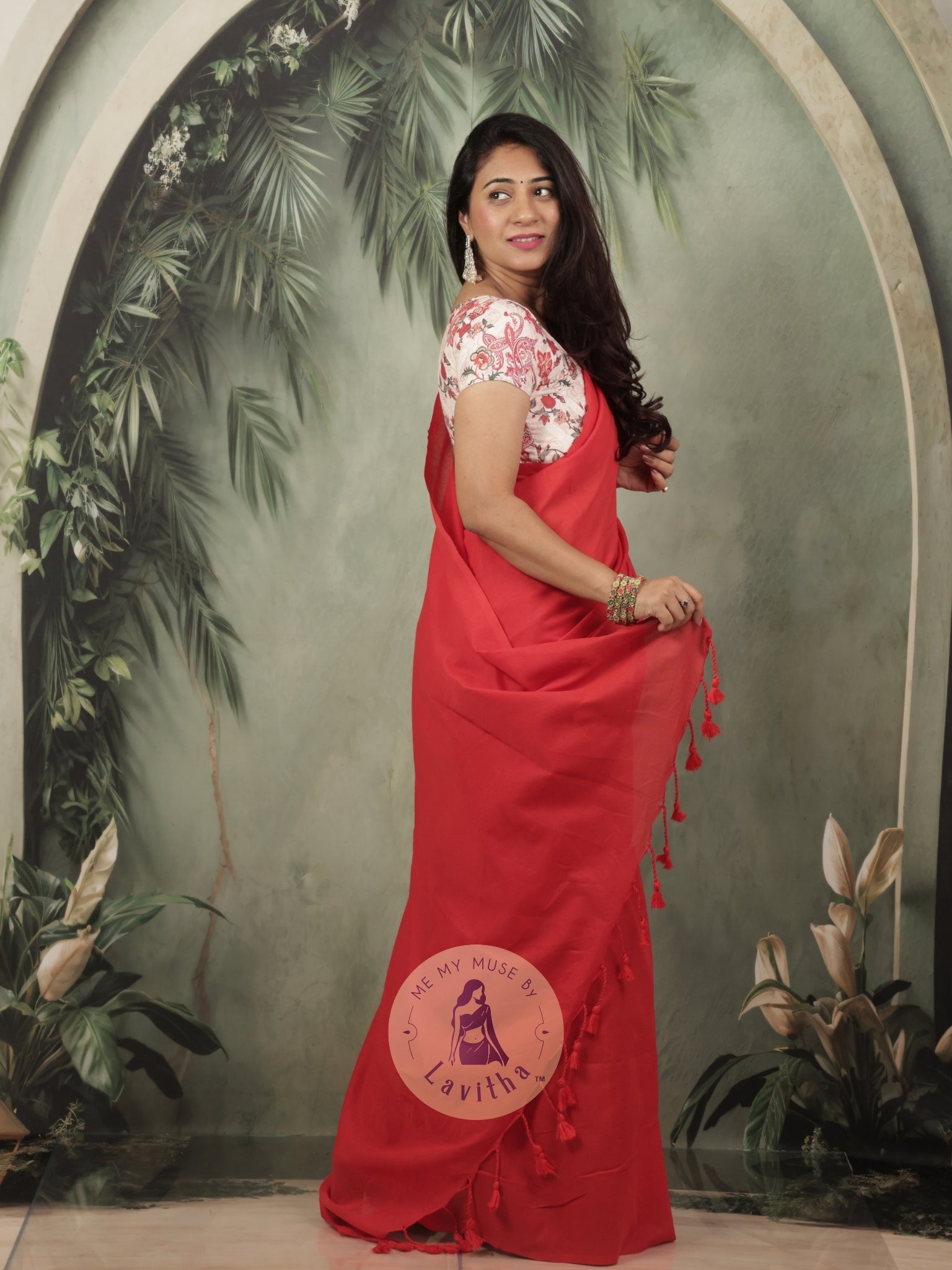 Saaqi Red Sheen Cotton Saree