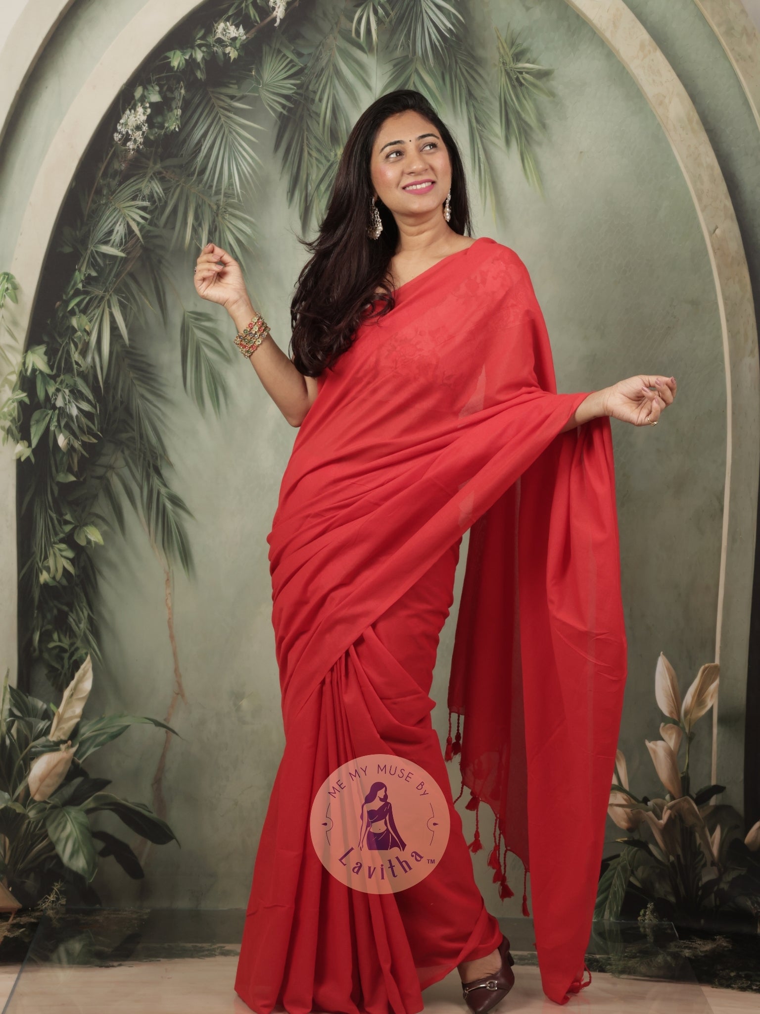 Saaqi Red Sheen Cotton Saree