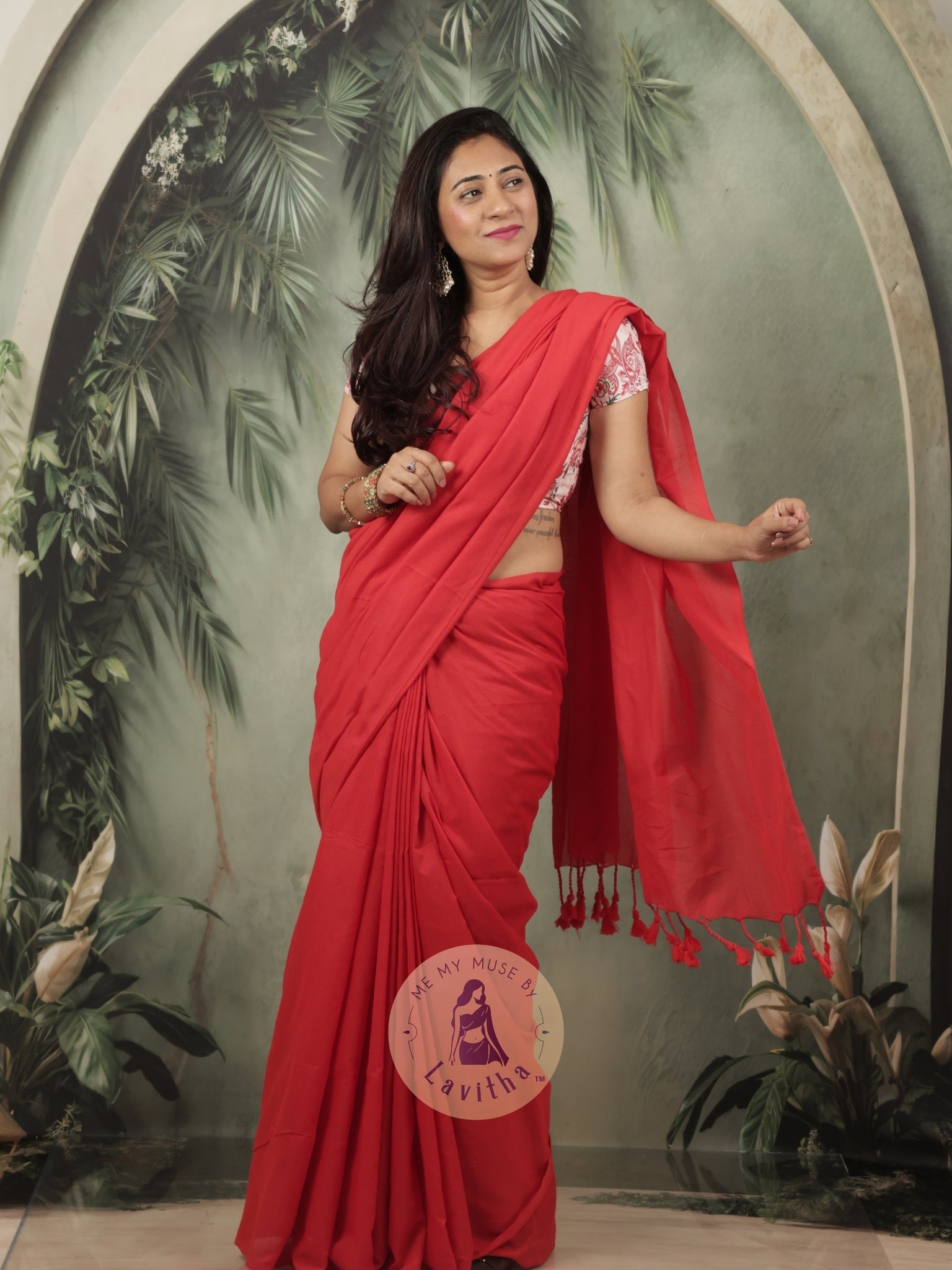 Saaqi Red Sheen Cotton Saree